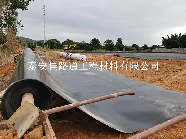 垃圾填埋場防滲膜維護技巧：專業操作與實用指南